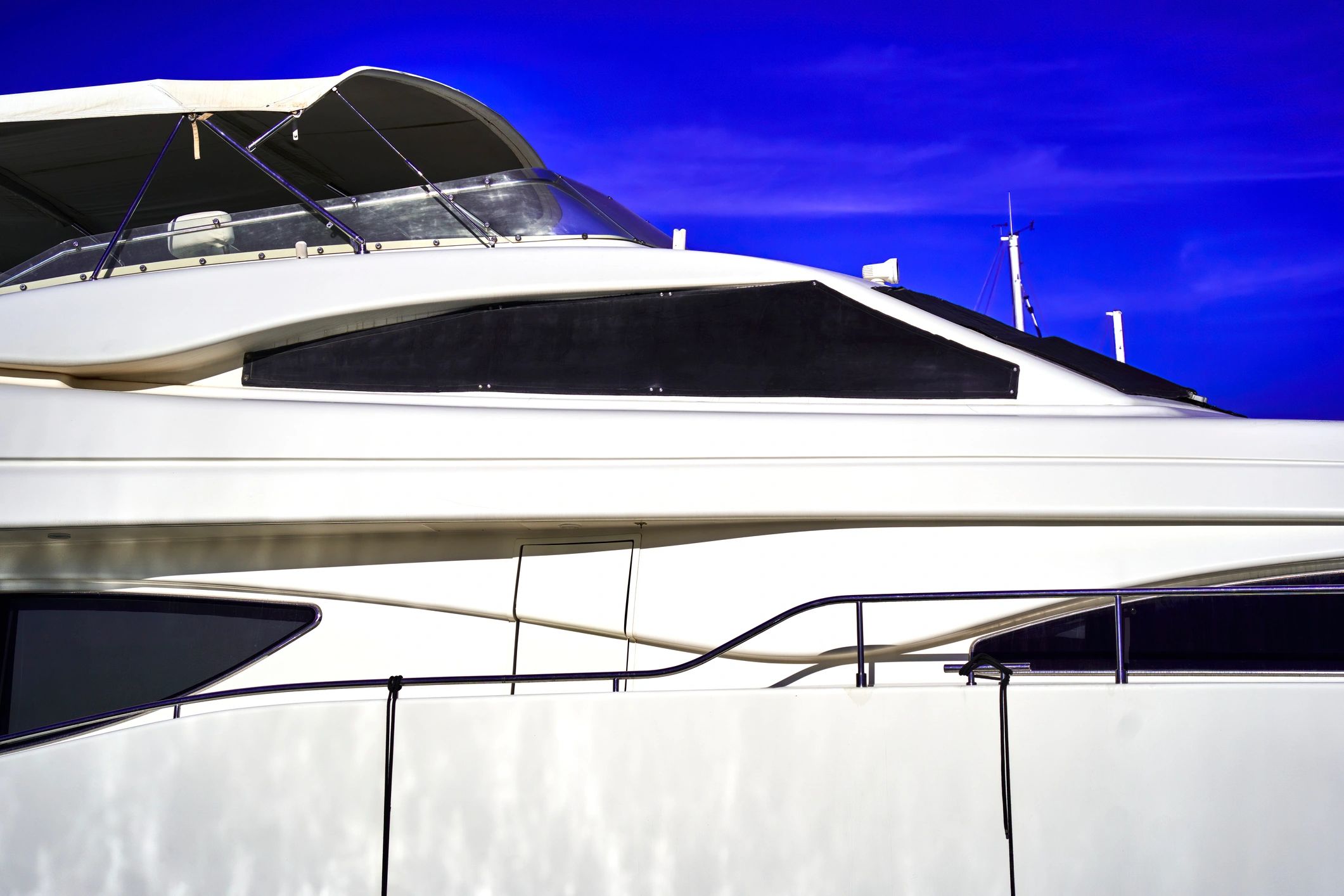 Luxury yacht window tint